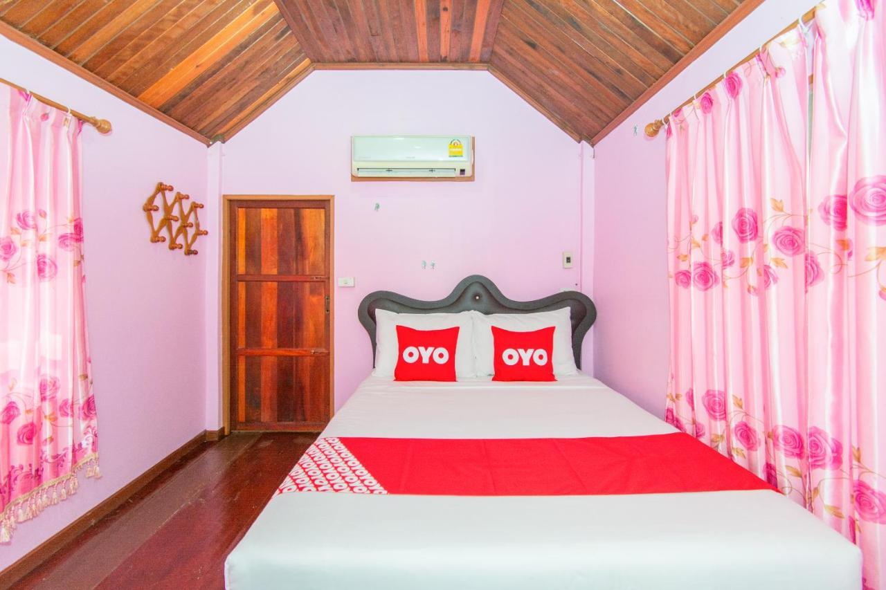 Oyo 712 Baandin Resort Phetchaburi Exterior foto